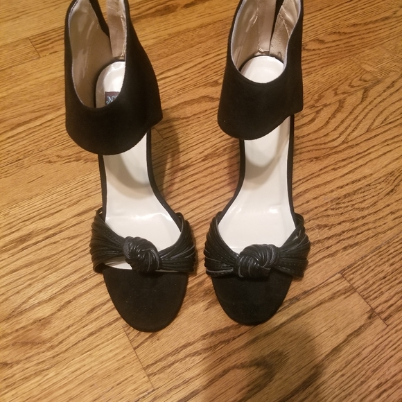 black wedge sandals - Picture 7 of 8